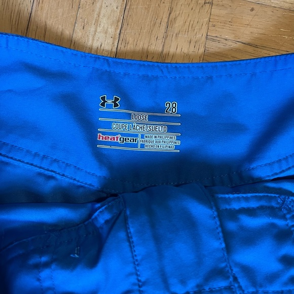 Under Armour Board Shorts. Size 28 - Picture 3 of 4